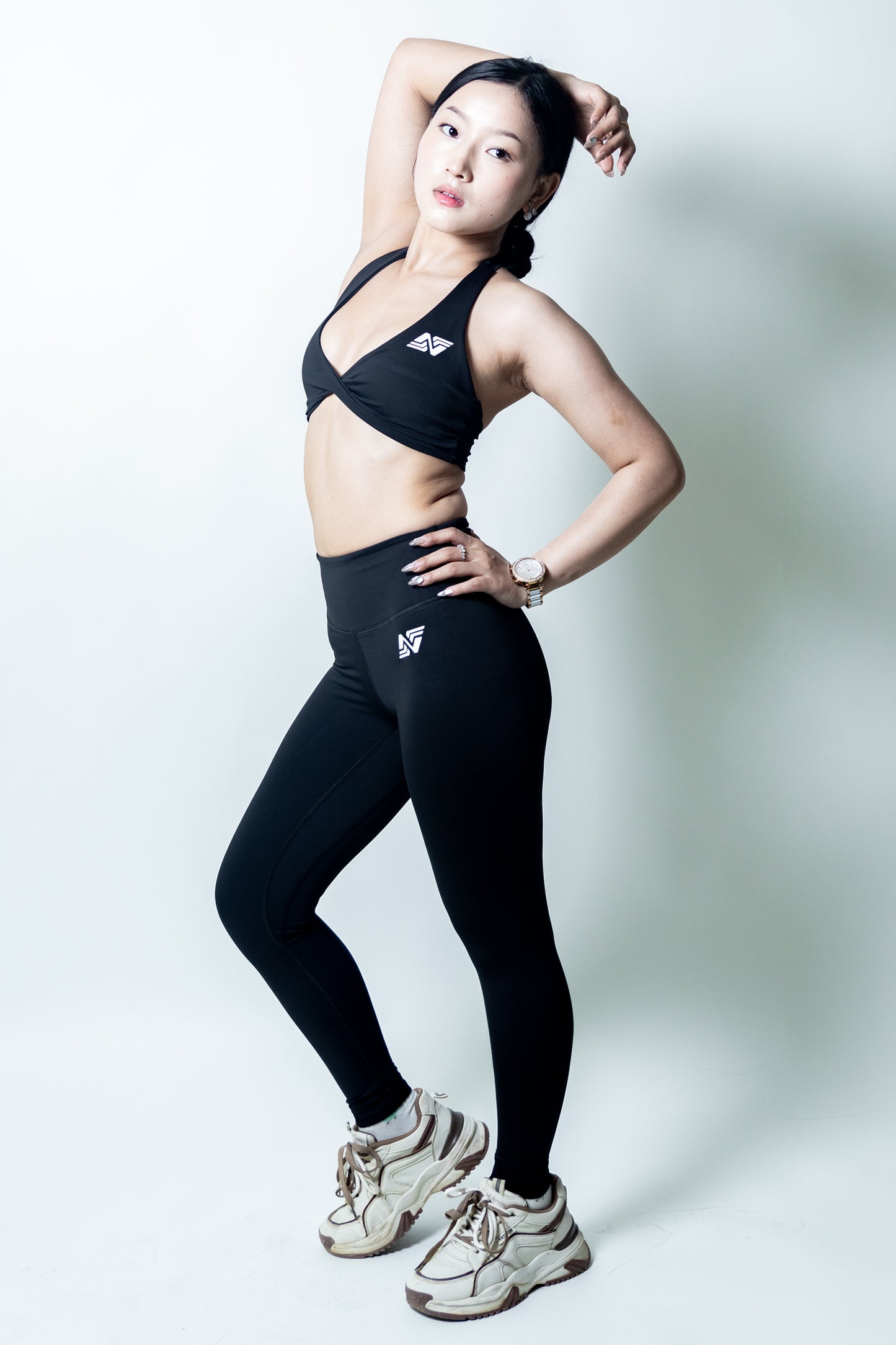 Twisted Sports Bra - Black