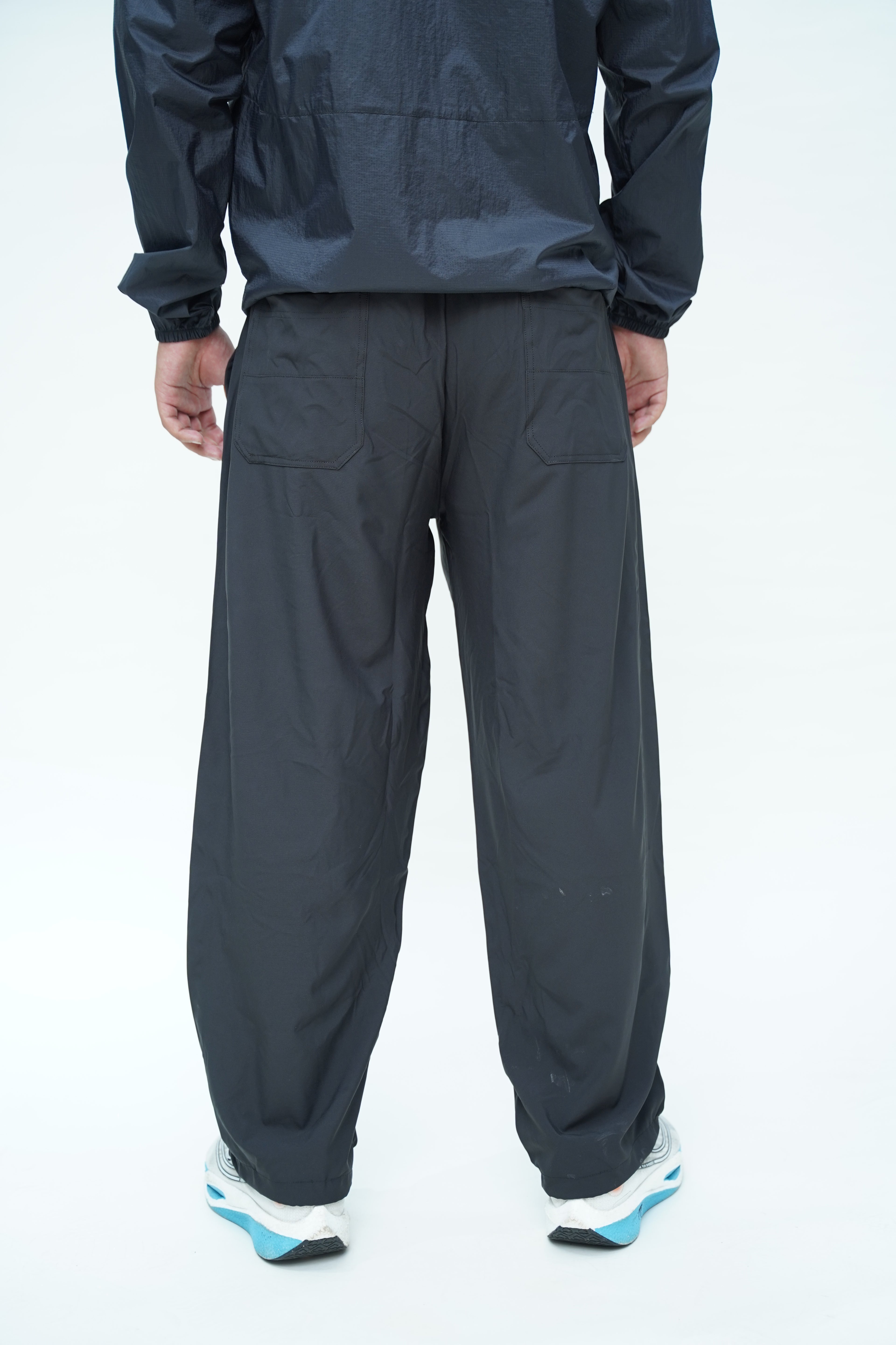 Baggy Sporty Track: Black