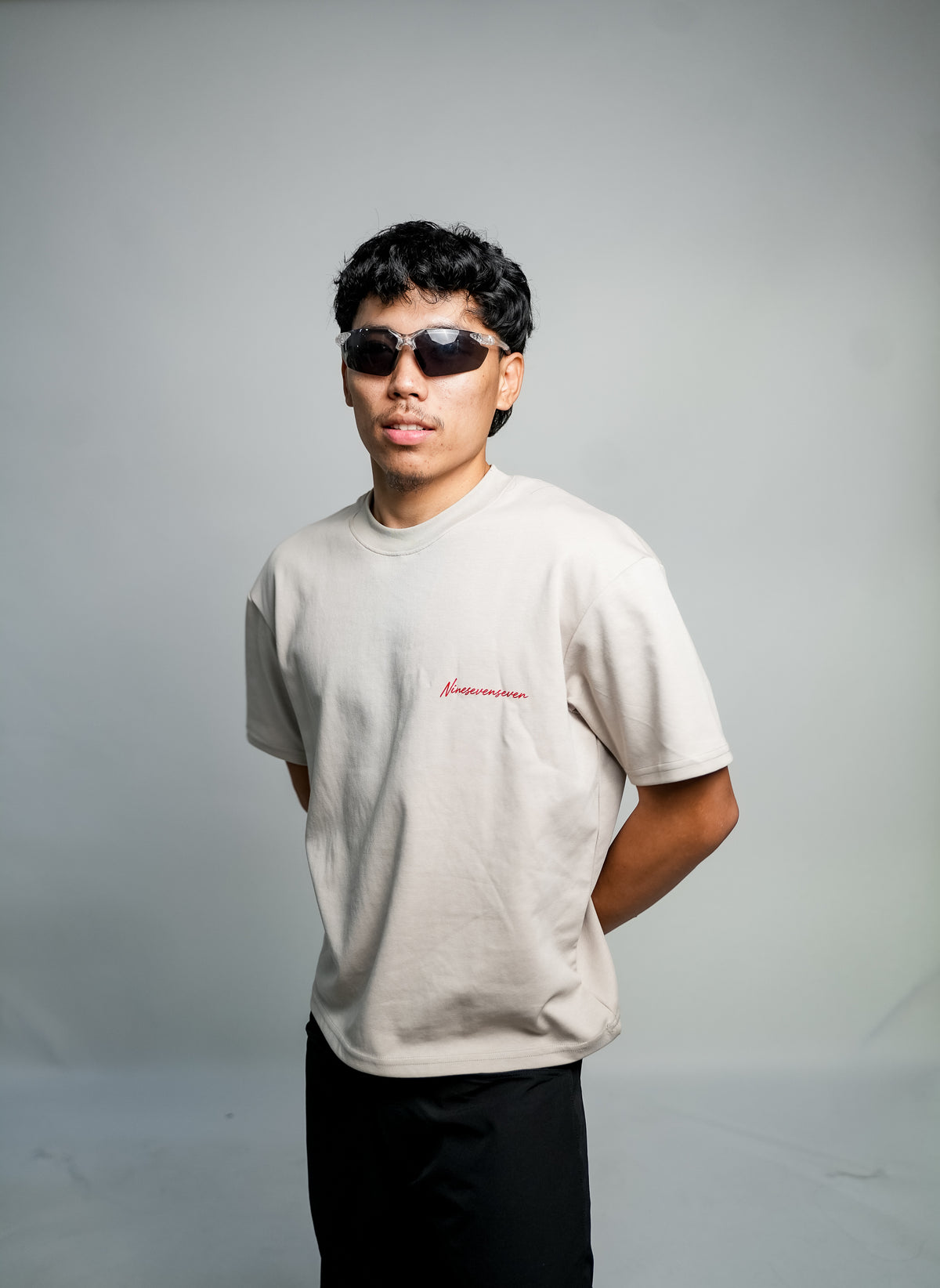 BOX FIT: SIGNATURE TSHIRT Color Beige