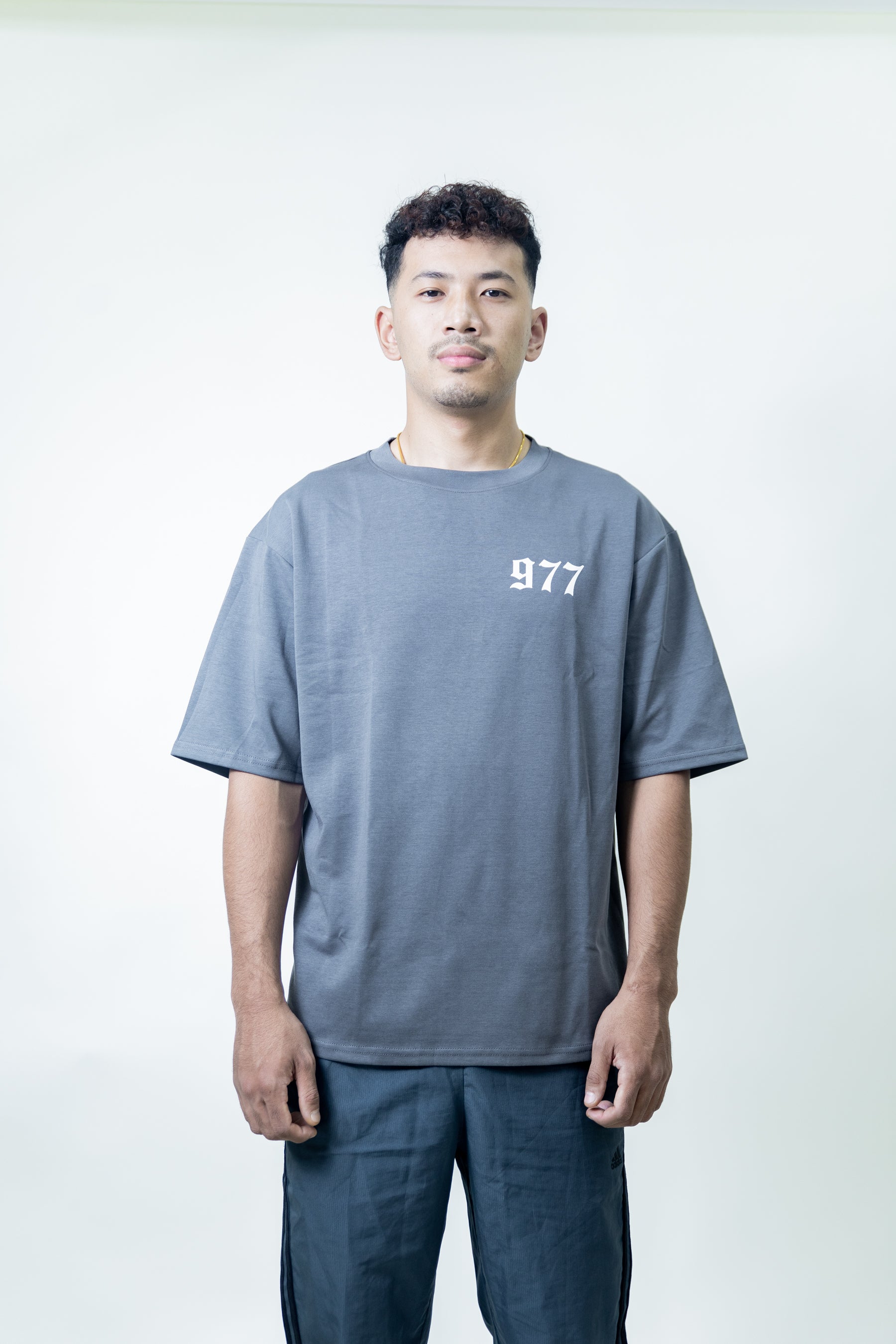 Box Fit T-shirt - 977 House Of Greatness