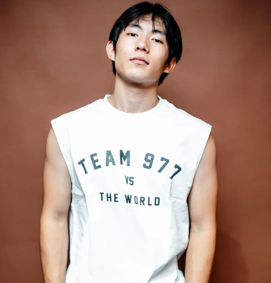 977 vs The World Singlet